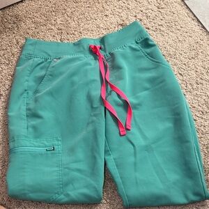 Figs joggers xs petite